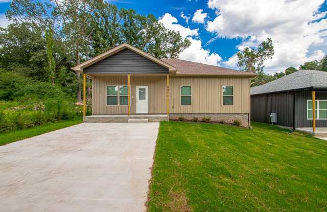 Photo of 2311 Nichols Rd