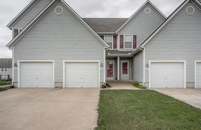 520 Allen Court - 520 Allen Court, Raymore, MO 64083