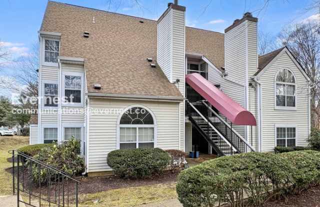 Photo of 1011 Fallcrest Court