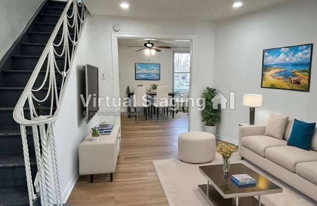 Photo of 5828 N AMERICAN Street