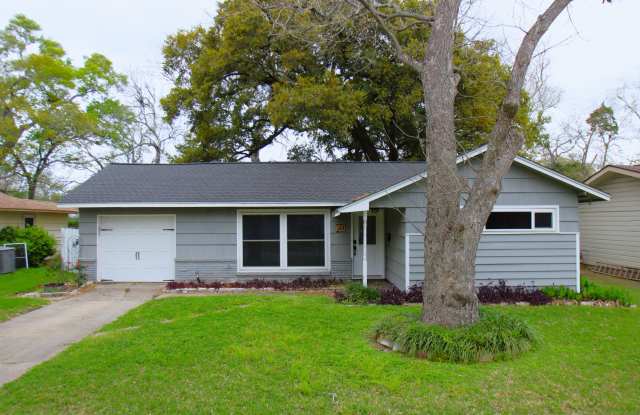107 Palm Lane