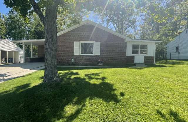 Photo of 701 South Eastside Drive