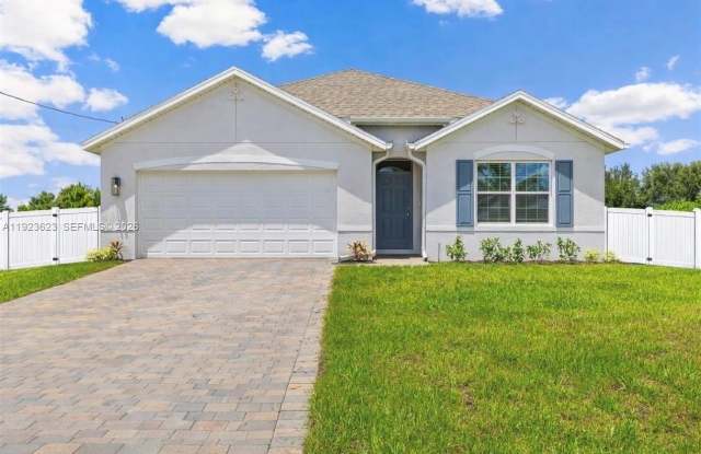 3021 N LAKEWOOD RD