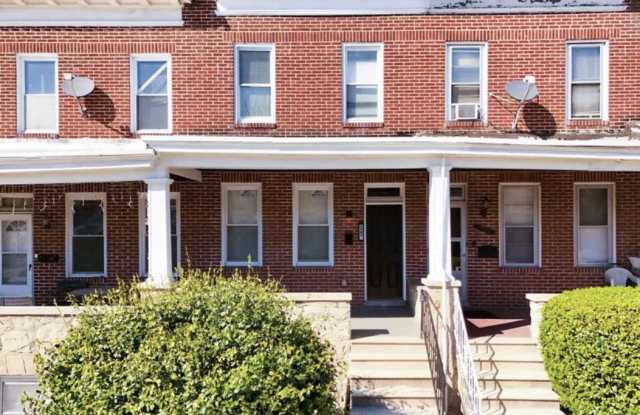 Photo of 2582 Edmondson Avenue