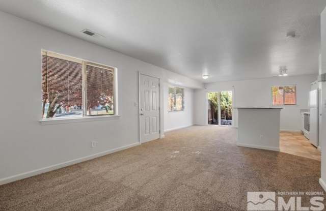 425 W 11th Street unit: A