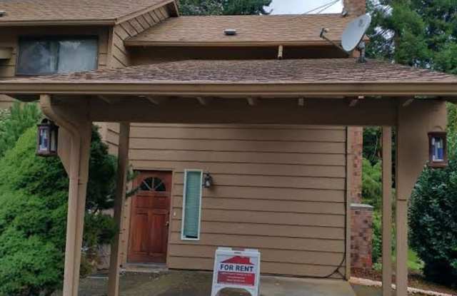Great Condo Available in the Toketie Village Condominium Subdivision