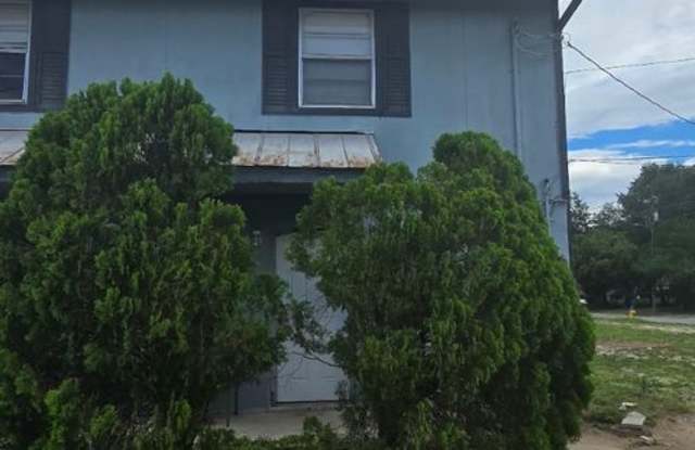 Photo of Available 2/1.5 Townhome in Tampa $500 OFF FIRST MONTHS RENT MOVE-IN SPECIAL!!