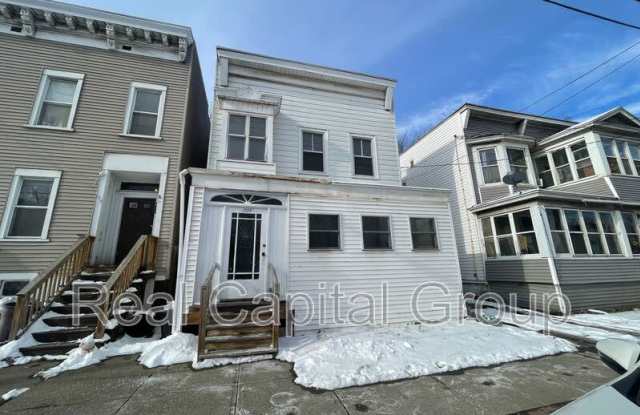 1208 Broadway