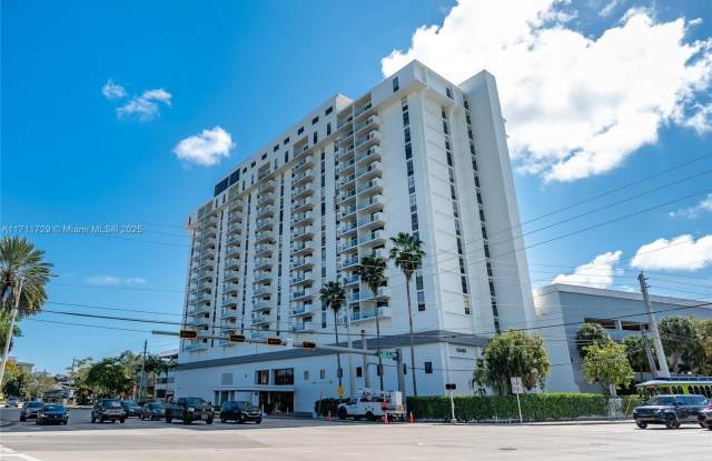 Photo of 13499 Biscayne Blvd