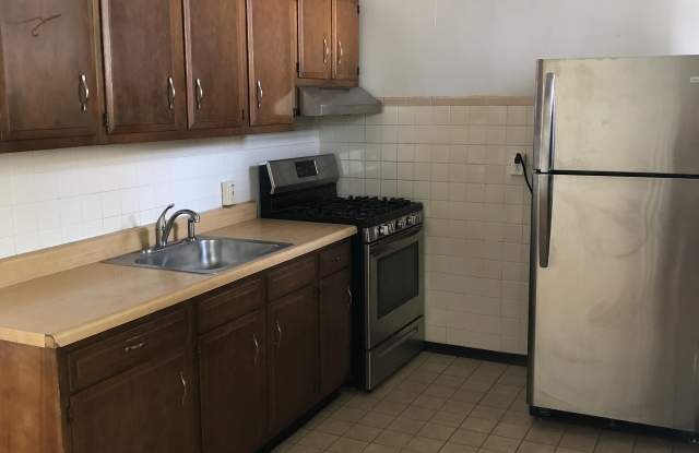 Photo of 4855 N Kenneth Ave