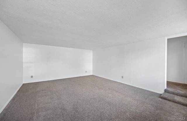 202 North East Street