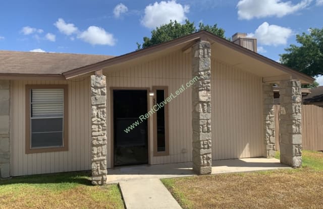 1051 Country Club Drive - 1051 Country Club Dr, Geronimo, TX 78155