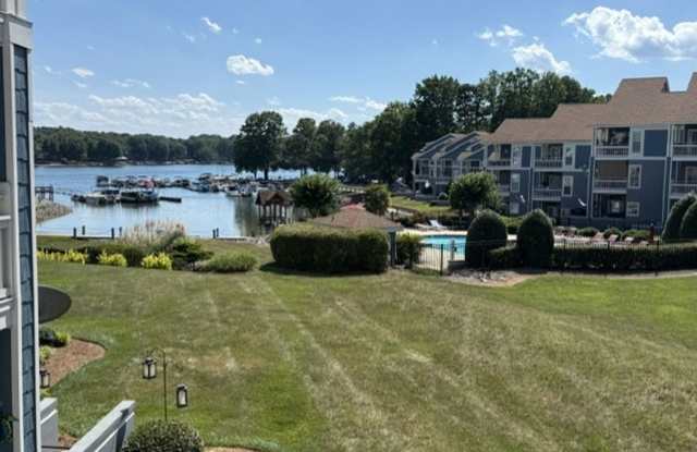 Waterfront Condo Fully Renovated for Lease on Lake Norman at Davidson Landing