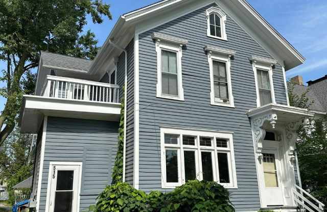 Photo of 515 Coit Avenue Northeast