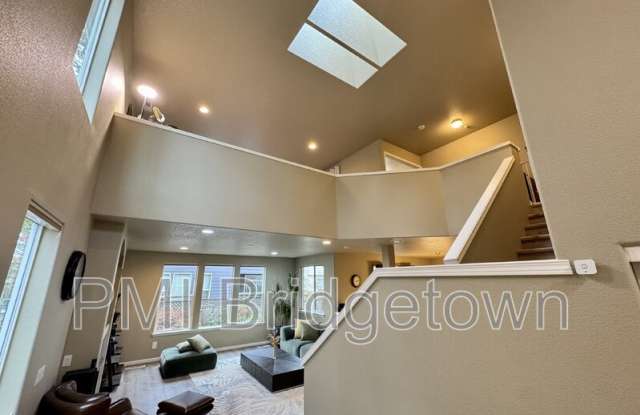 4266 SE Rose Petal Pl