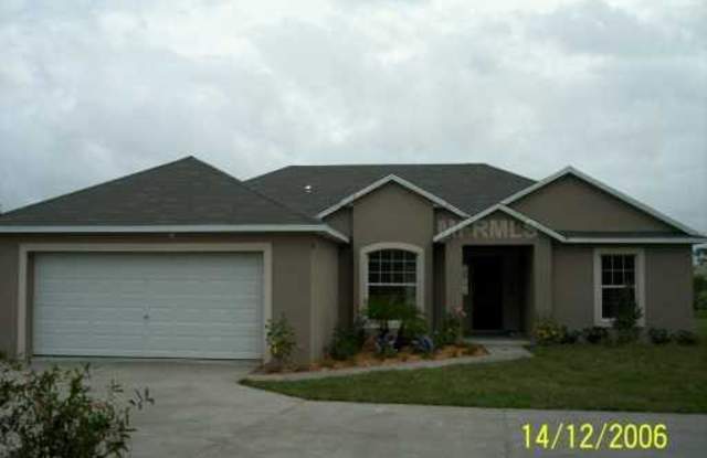 622 Tamarin Ln