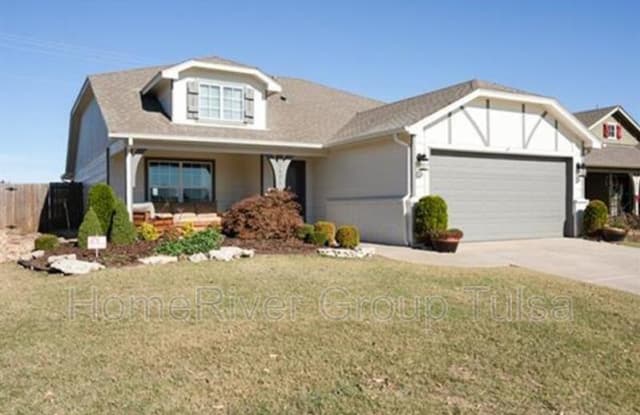 11421 E 110th Pl N - 11421 110th Place North, Owasso, OK 74055