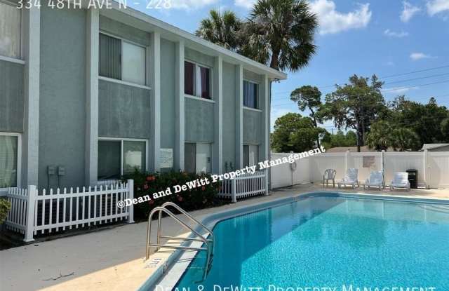 334 48th Ave N