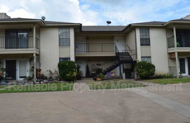 Photo of 108 W Stage Coach Trl