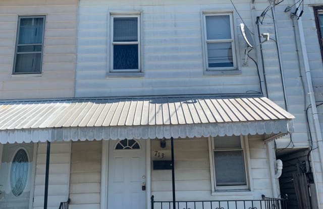 713 Vander Avenue - 713 Vander Avenue, York, PA 17403