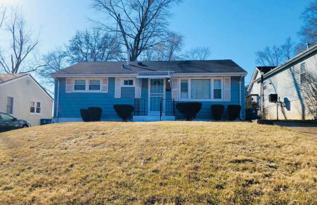 "Charming 3BD Home: Pet-Friendly Haven with Fenced Yard!" - 7114 Curtis Avenue, Pagedale, MO 63133