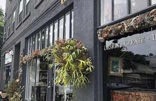 Photo of 3309 Motor Ave