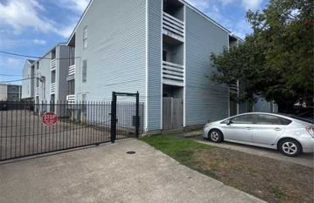 Photo of 4218 Hessmer Avenue - 111