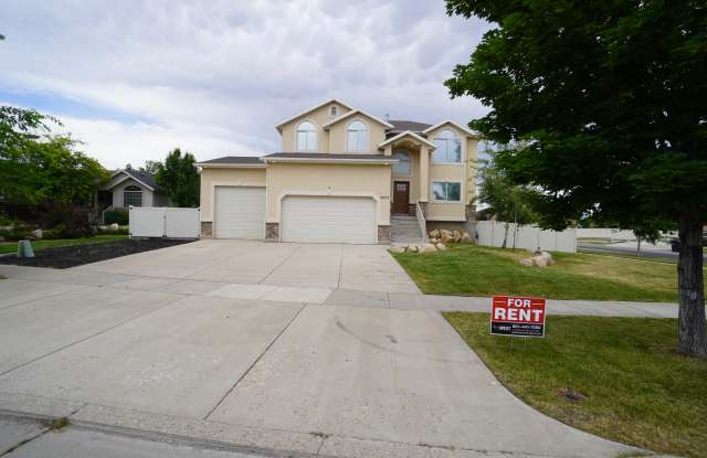 3073 S 1200 W - 3073 1200 West, Syracuse, UT 84075