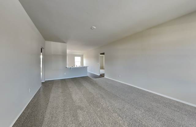 554 SE 3rd Pl