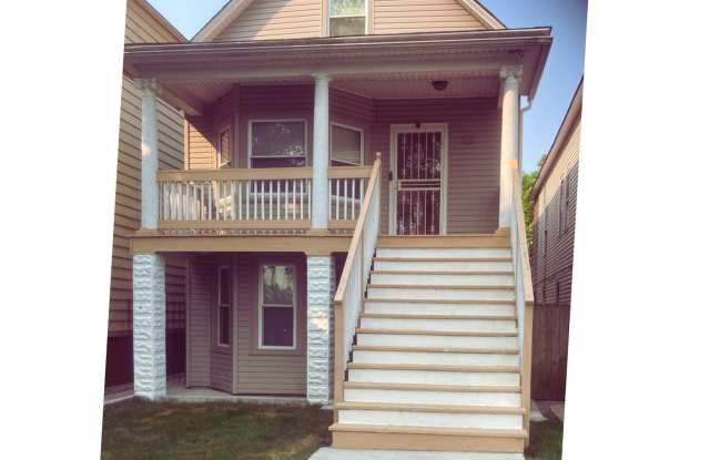 8324 S Baker Avenue unit: 2