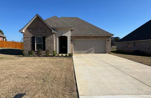 Photo of Like-New Three Bedroom Home in Trinity Bluff