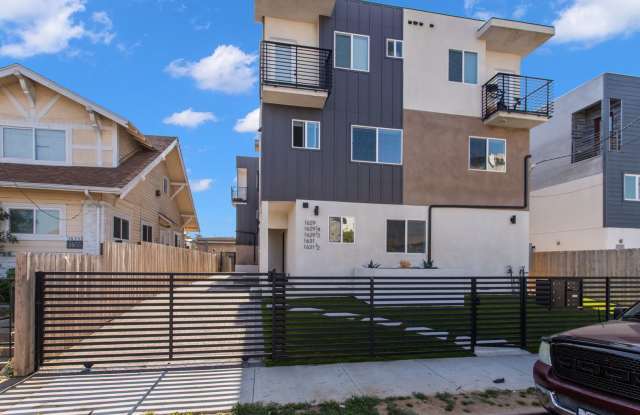 1631 S New Hampshire Ave