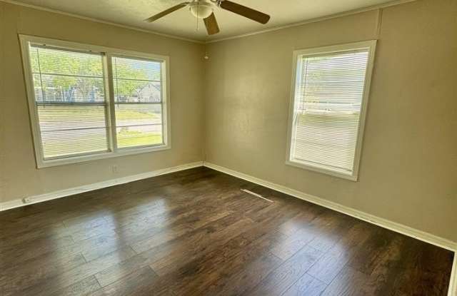 4328 FEATHERSTON AVENUE