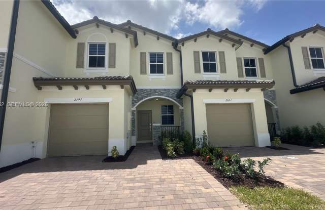 2797 SE 25th Ave.