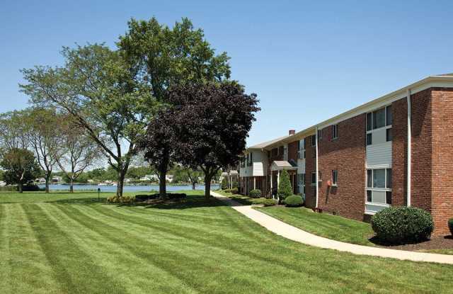 Pleasure Bay Apartments