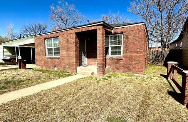 Super Cute 2/1 Just Minutes From Tech and Hospitals!