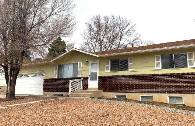 5486 Mira Loma Circle