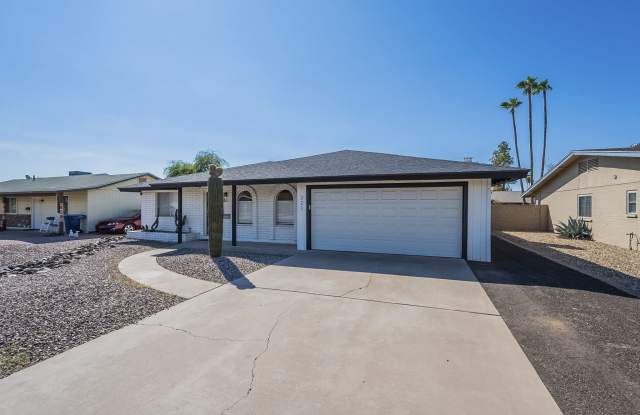 321 East Fremont Drive