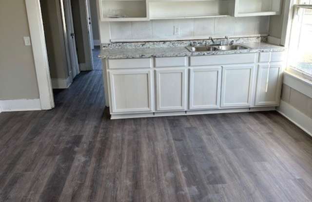 1313 1/2 Burnett StreetBack