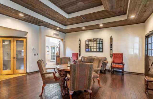 Photo of 11300 Expo Blvd, #1213