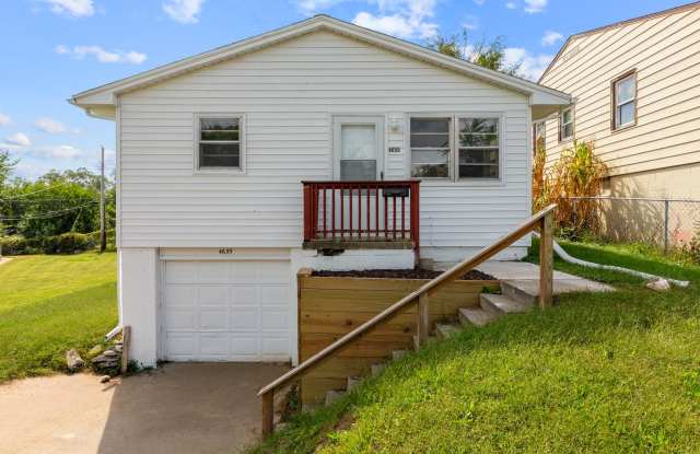 3-Bedroom Home For Rent Near Wakonda Elementary – 4655 Curtis Ave