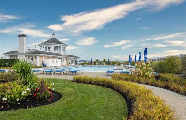 Photo of 44 Wimbledon Circle