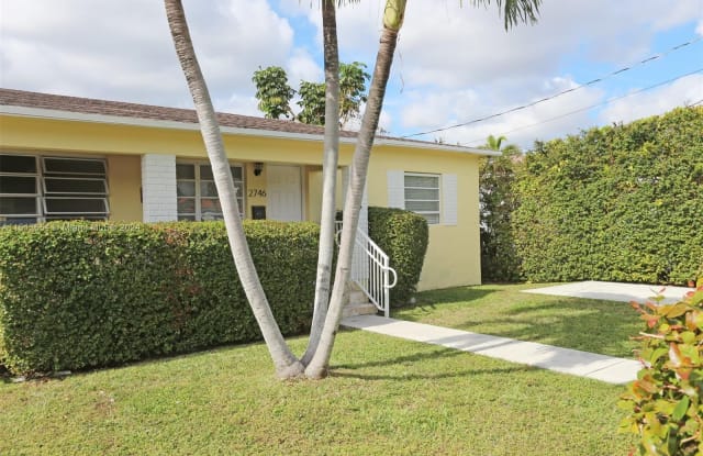 2746 SW 32nd Ct - 2746 Southwest 32nd Court, Miami, FL 33133