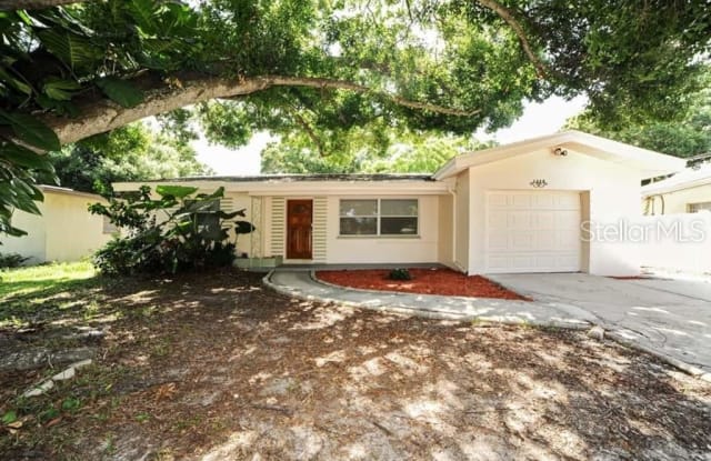 1339 S HILLCREST AVENUE - 1339 South Hillcrest Avenue, Clearwater, FL 33756