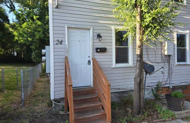 24 E PALL MALL ST