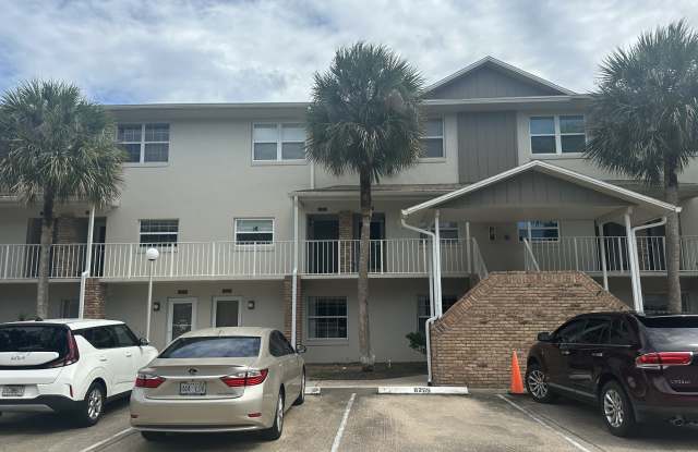 1600 Woodland Drive - 1