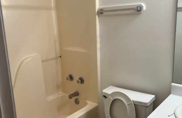 Photo of 2809 Bradford Place, Unit 4