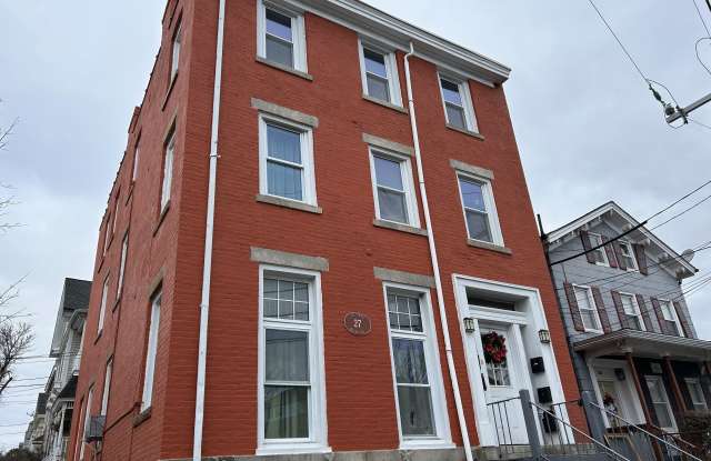 27 Jay Street