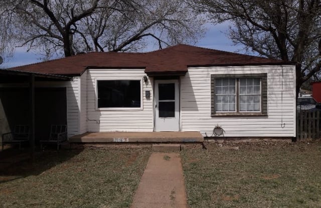 2514 1st Pl - 2514 1st Place, Lubbock, TX 79415