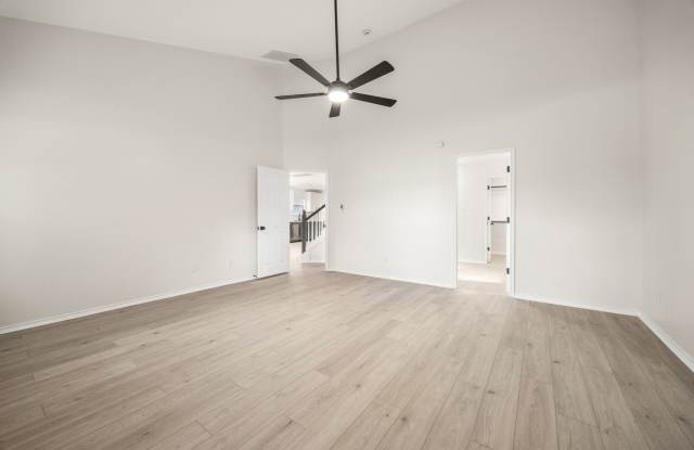 Schertz Dream Rental: Modern Luxury  Space!